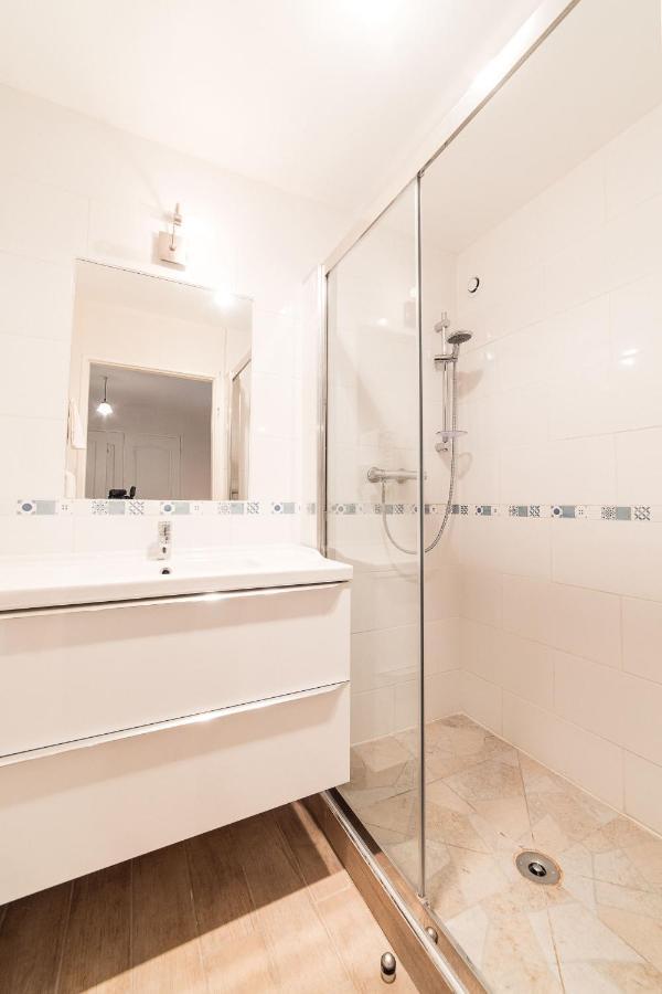 Maison Calme 14 Personnes, Piscine, Jardin Et Parking Buchères Εξωτερικό φωτογραφία